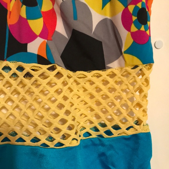 Pop Music - Picture 2 of 4